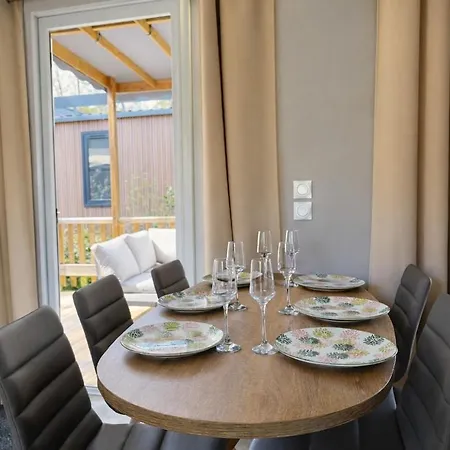 Apartment Libreville 5 Etoiles, Piscine, Spa, A Pied *